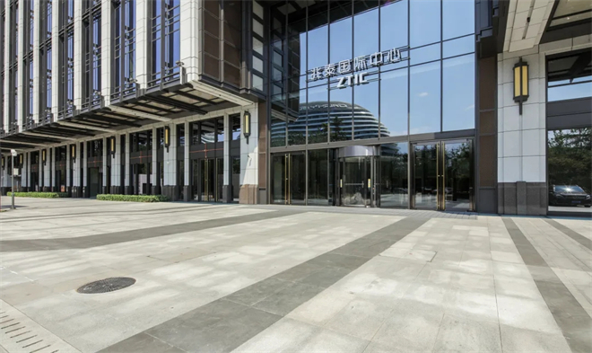 兆泰国际中心正门图
