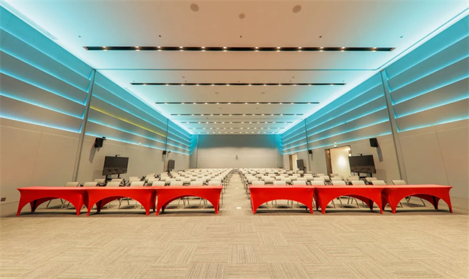 兆泰国际中心会议室